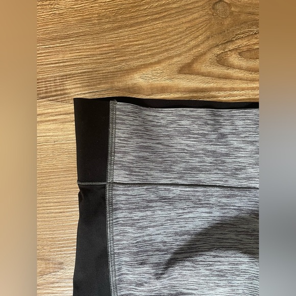 PINK Victoria’s Secret Ultimate Sheer Black Leggings Size Medium - Picture 7 of 7